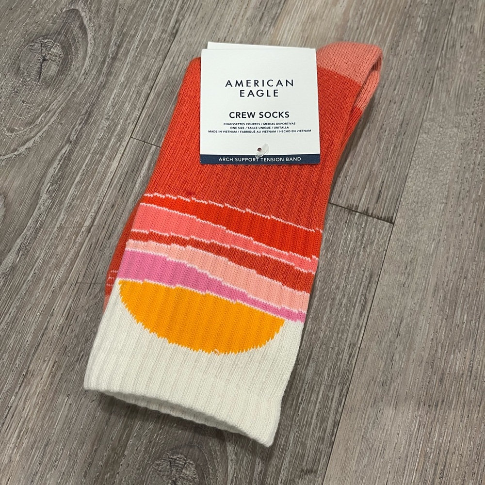 American Eagle Crew Socks NWT
